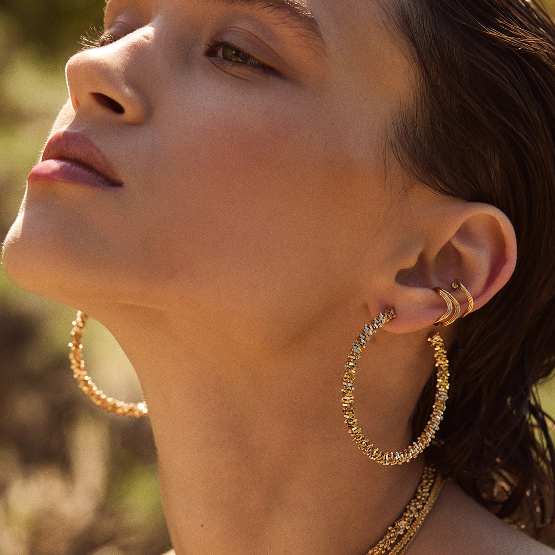 Hoop earrings Fragments