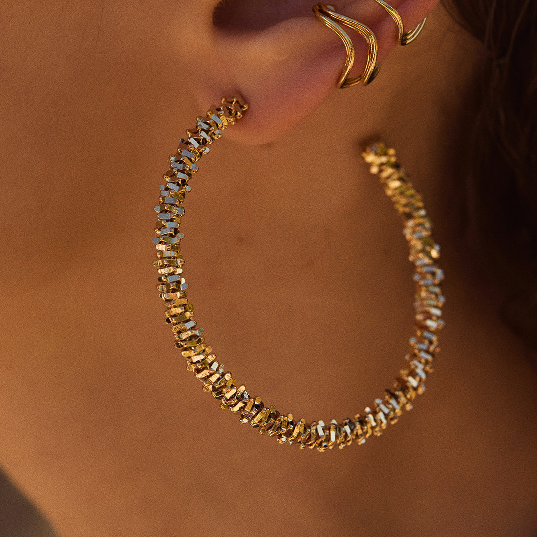 Hoop earrings Fragments