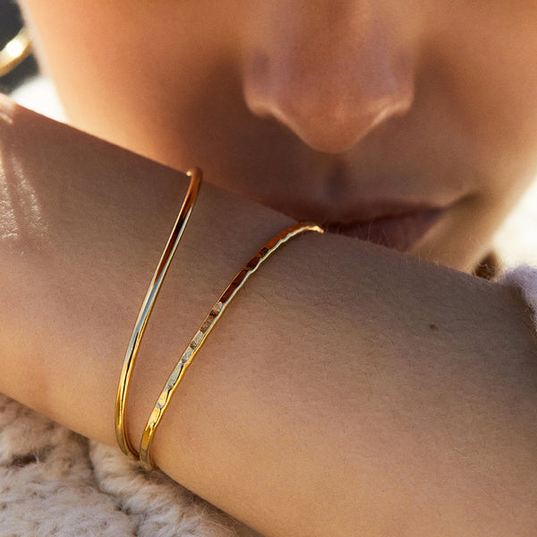 Flat gold on sale bangle bracelet